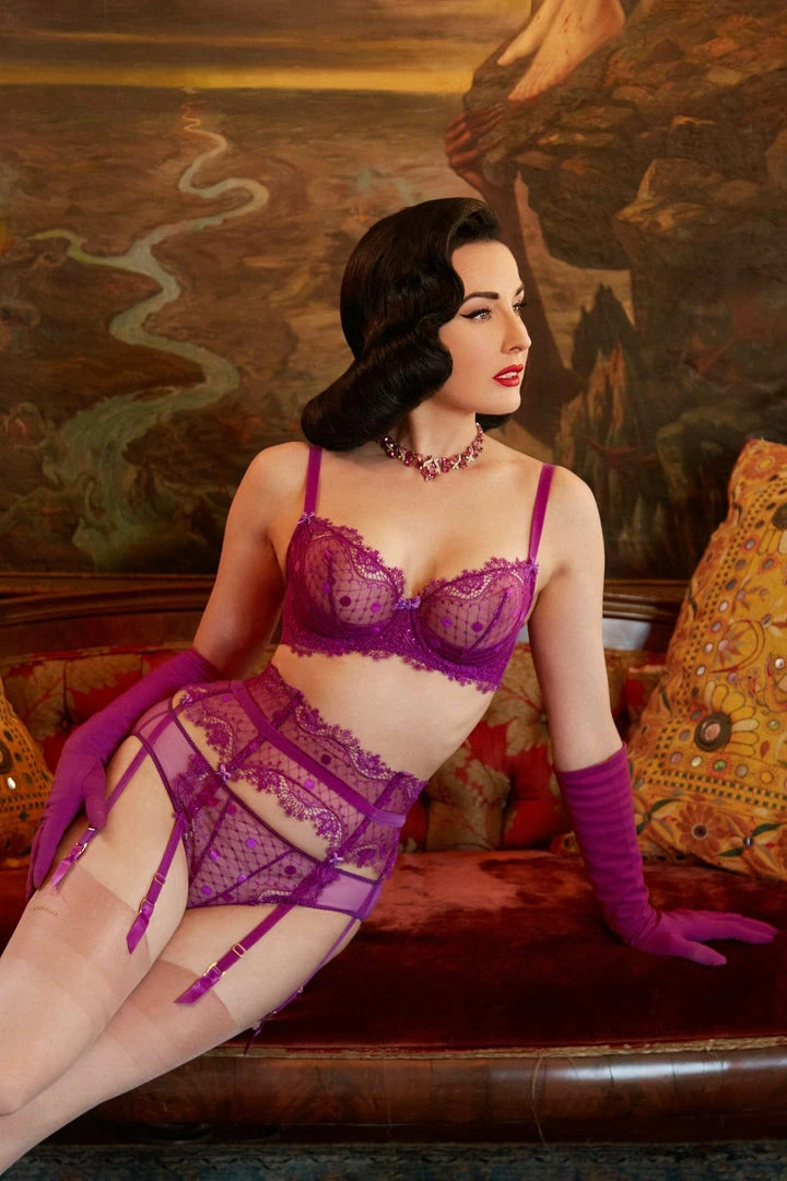 Dita Von Teese Lingerie Vedette Shocking Violet Brief Outlet 9 Dita Von Teese Lingerie Vedette Shocking Violet Brief Outlet