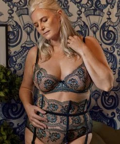 Dita Von Teese Lingerie Suspenders Evelina Curve Suspender Belt 11 Dita Von Teese Lingerie Suspenders Evelina Curve Suspender Belt