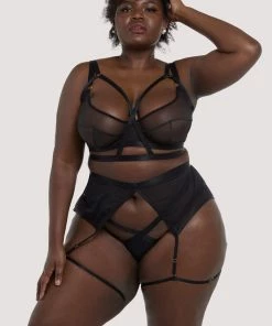 Felicity Hayward X PP Danielle Black Brazilian Brief