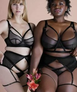 Felicity Hayward X PP Danielle Black Brazilian Brief