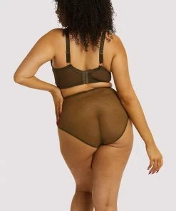 Playful Promises Curve Exclusive Jari Moss Plunge Bra 10 Playful Promises Curve Exclusive Jari Moss Plunge Bra