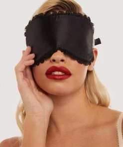 Kiss Me Deadly Schall Satin Bondage Starter Kit Accessories