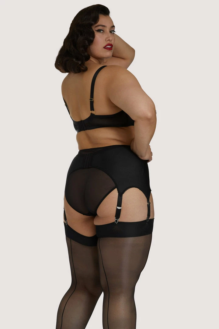 Kiss Me Deadly Retro Classics 6-Strap Suspender Belt Retro Bras 9 Kiss Me Deadly Retro Classics 6-Strap Suspender Belt Retro Bras