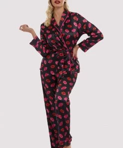 Bettie Page Lingerie Kiss Print Tie PJ Top And Bottom