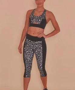 Wolf & Whistle Printed Crop Leggings Leopard 11 Wolf & Whistle Printed Crop Leggings Leopard