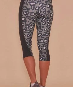 Wolf & Whistle Printed Crop Leggings Leopard