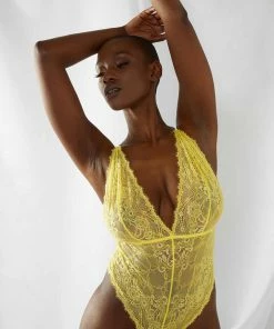 Wolf & Whistle Ariana Yellow Everyday Body Bodies