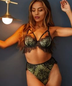 Wolf & Whistle Nora Lime Net And Black Embroidery Bra