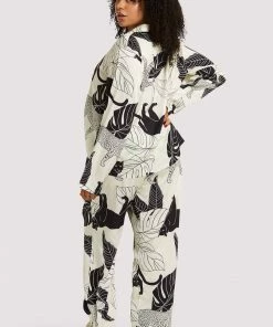 Wolf & Whistle Nightwear Panther Print Satin Pyjama Set 13 Wolf & Whistle Nightwear Panther Print Satin Pyjama Set
