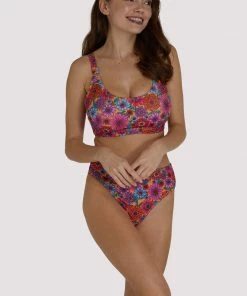 Wolf & Whistle Scarlett Floral Fuller Bust Crop Bikini Top 10 Wolf & Whistle Scarlett Floral Fuller Bust Crop Bikini Top
